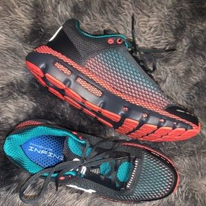 UA HOVR™ Infinite Running Shoes